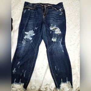 Judy blue distressed jean